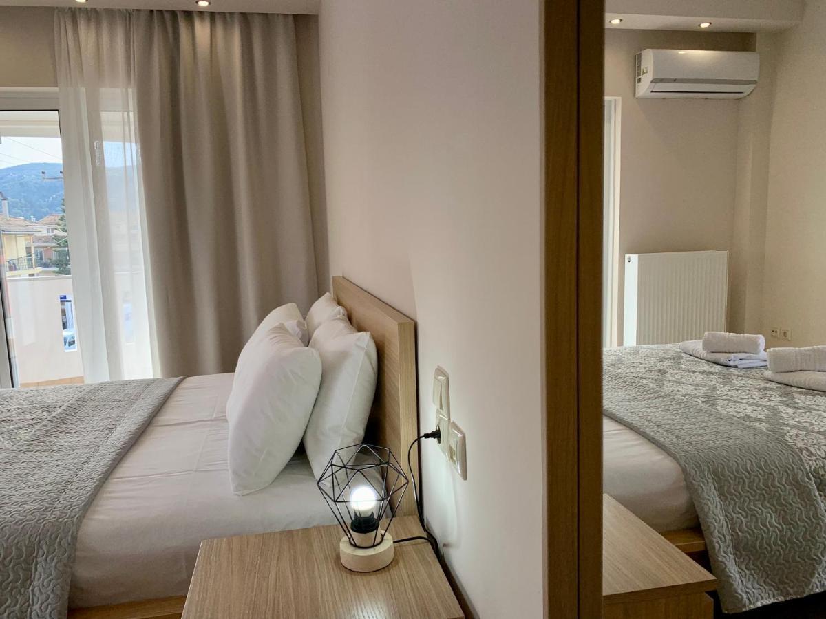 Rosa'S Apartments Lefkada City Екстер'єр фото
