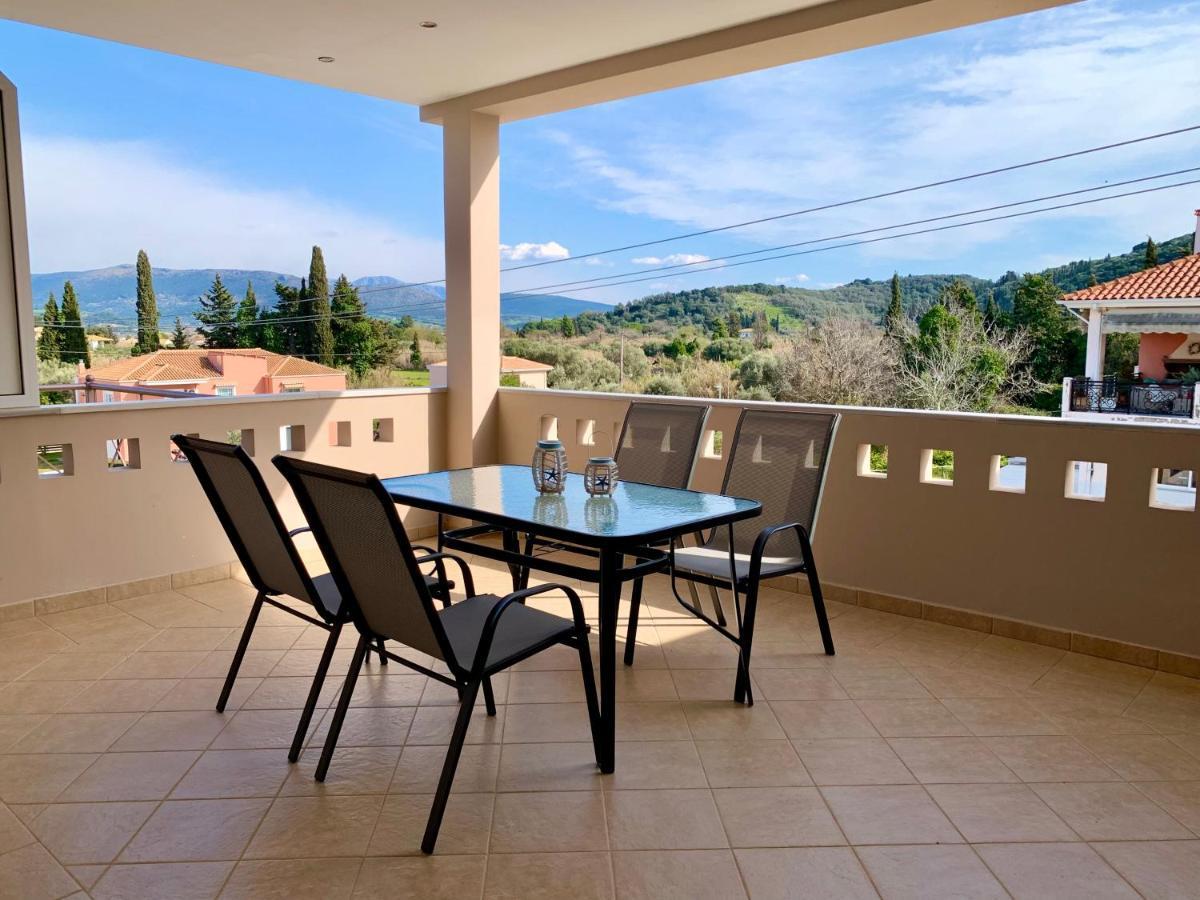 Rosa'S Apartments Lefkada City Екстер'єр фото